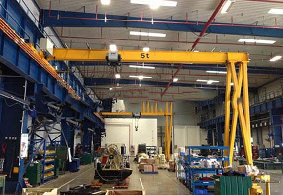 ইউরোপীয় আধা গলিয়েথ কপিকল